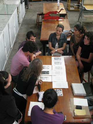 Oficinas de creatividade, Momenti di dialogo sul lavoro svolto.