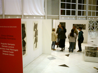 Cinco artistas Grandes Formatos